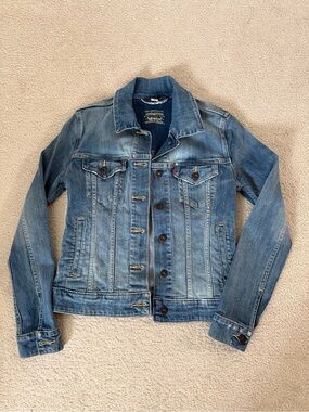 Levi's Women's Denim Jacket